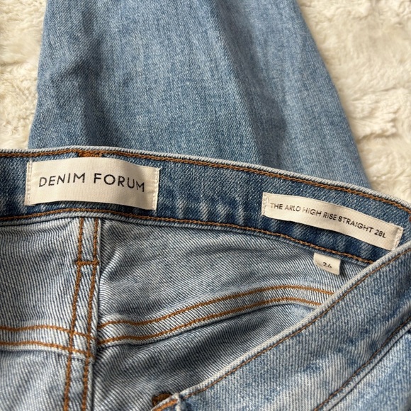 Denim Forum Women's Size 26 Blue The Arlo High Rise Straight Jeans - Picture 2 of 6